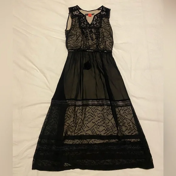 contrast lace dress Western Style Women's Vacation Contrast Lace A-Line Slip Dress – Effortless  Elegance for Your Getaway main image 1